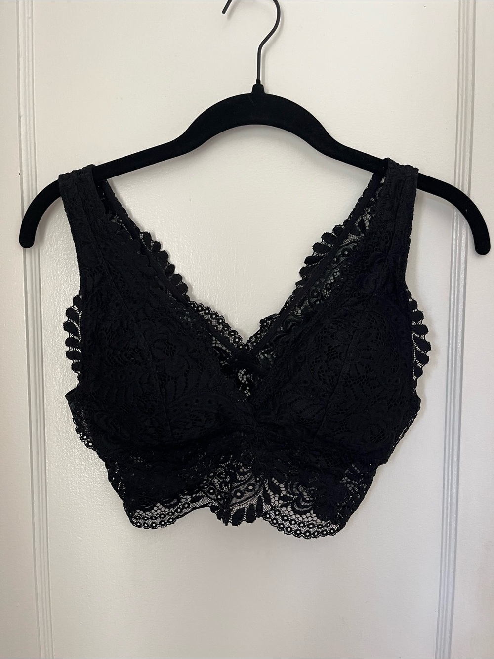 aerie Black Lace Bralette with Scalloped Trim